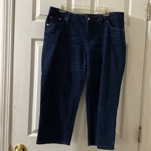 Liz Claiborne stretch woman’s size 14 capris